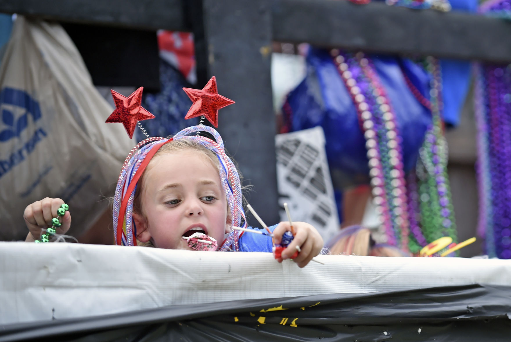 BR.kenilworthparade.adv HS 807.JPG